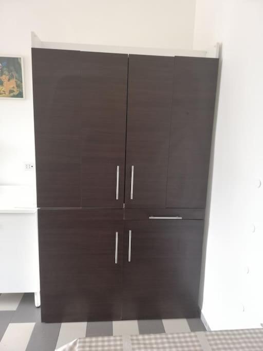 Ferienwohnung La Casa Di Periferia Bari Exterior foto
